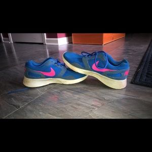 nike roshe kohls